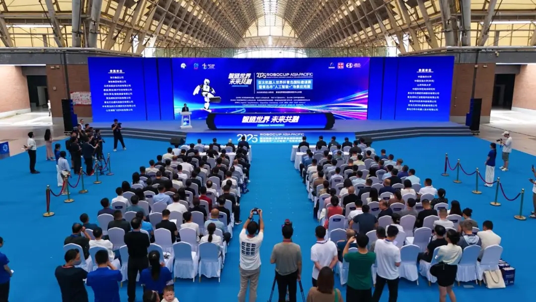 智链世界 未来共融丨文达通股份携“问道机器人”系列产品闪耀亮相2025亚太机器人世界杯青岛国际邀请赛 智链世界 未来共融丨文达通股份携“问道机器人”系列产品闪耀亮相2025亚太机器人世界杯青岛国际邀请赛
